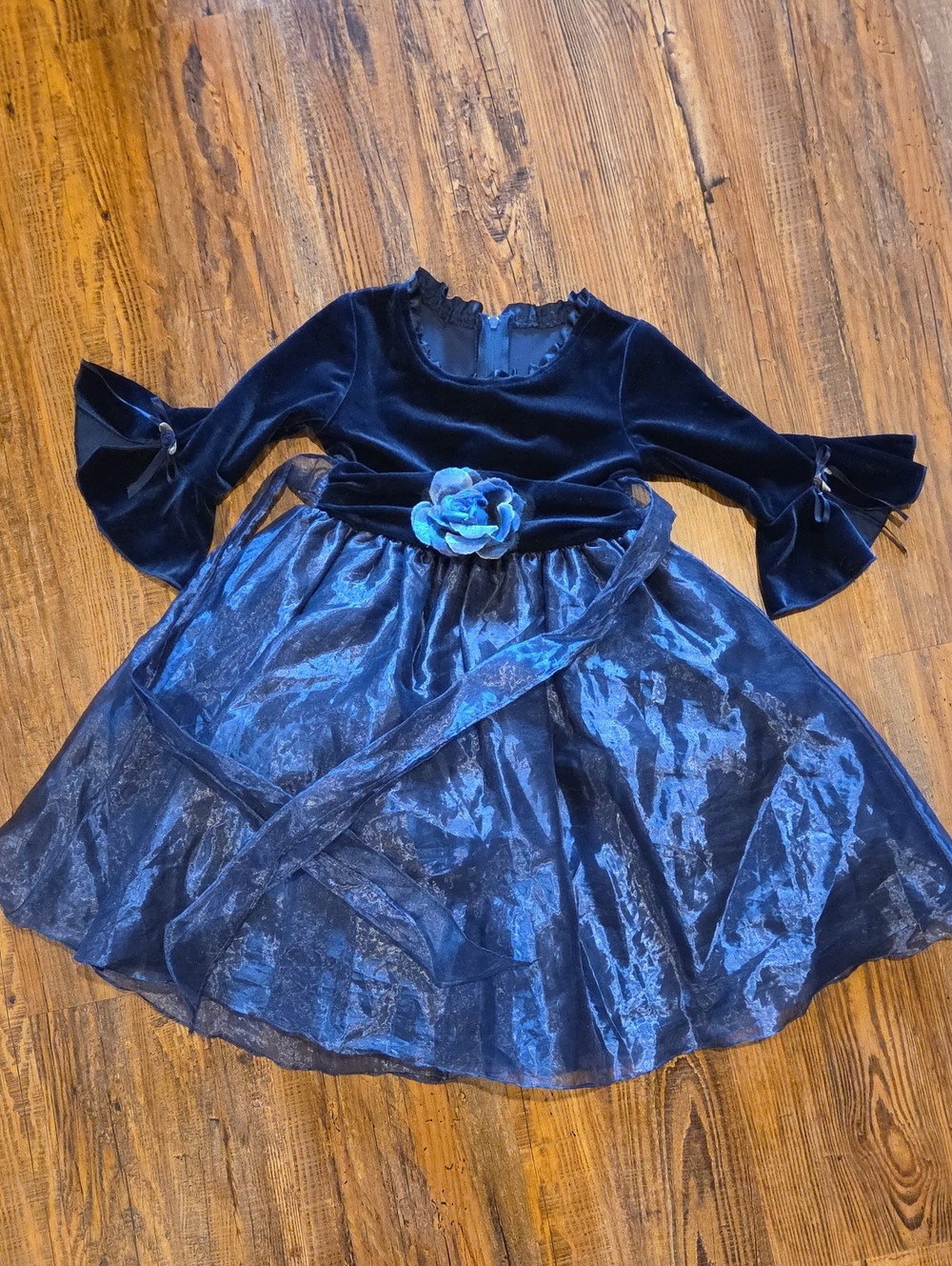 Girls Navy Velvet & Sheer Floral Waist Formal Dress